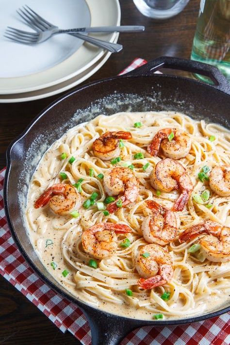 Shrimp Fettuccine Cajun Shrimp Fettuccine Alfredo, Cajun Shrimp Fettuccine, Shrimp Fettuccine Alfredo, Closet Cooking, Shrimp Fettuccine, Fettuccine Alfredo Recipes, Cajun Shrimp, Shrimp Dishes, Fettuccine Alfredo