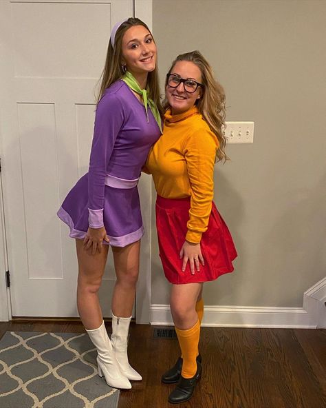 Scooby Doo Disfraz, Daphne Blake Costumes, Scooby Doo Cosplay, Elena Costume, Scooby Doo Halloween Costumes, Scooby Doo Costumes, Daphne Scooby Doo Costume, Scooby Doo Halloween, Daphne Costume