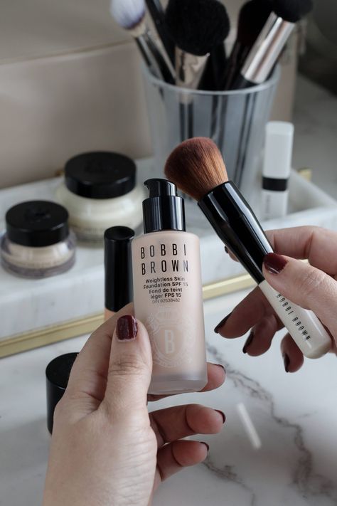 Bobbi Brown Weightless Skin Foundation Bobbi Brown Foundation, Super Dry Skin, Corrector Concealer, Skin Foundation, Face Brush, Foundation Concealer, Hair Fragrance, Foundation Brush, Beauty Brands