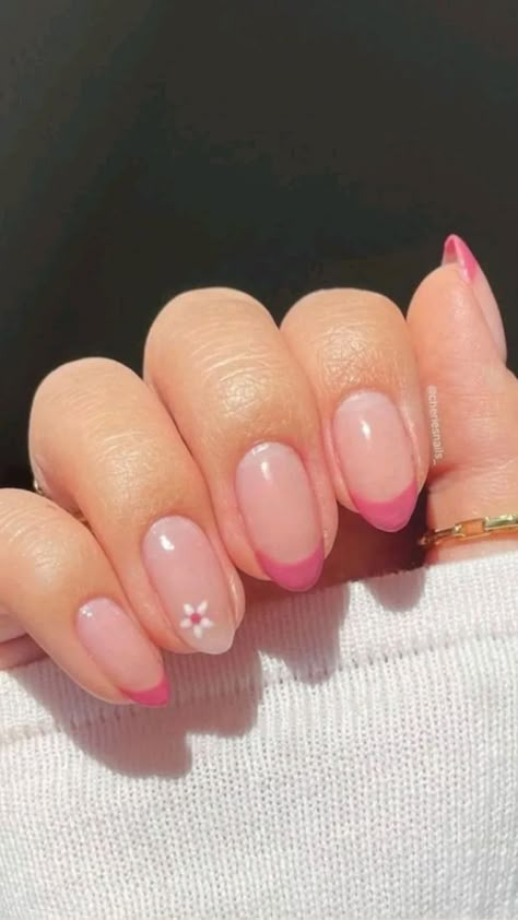 15 cute spring nails & summer nail designs you don't want to miss! I'm definitely getting #6 tomorrow - I just can't help myself! Too cute! Acrylic Nails 2023 trends | Minimal nails | spring nail trends | #nails #springnails #summernails #manicure Gel Nail Removal, Simple Spring Nails, Nail Art For Beginners, Broken Nails, Simple Gel Nails, Classy Acrylic Nails, Cute Summer Nails, Spring Nail Art, Oval Nails