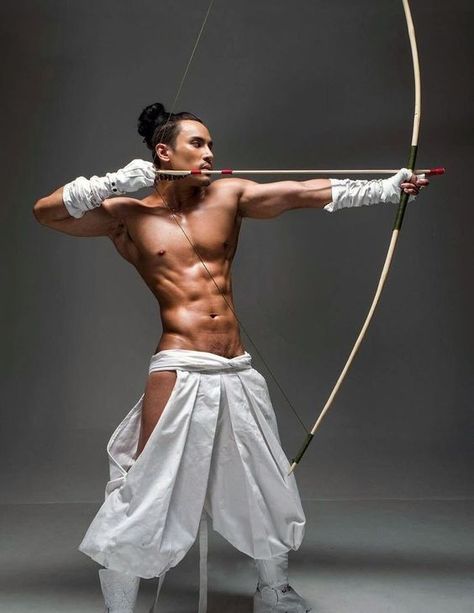 남성 근육, Action Pose Reference, Male Pose Reference, Photographie Portrait Inspiration, Anatomy Poses, Human Reference, Body Reference Poses, Bow And Arrow, Human Poses Reference