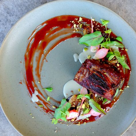 Sous vide lamb loin, prune gastrique, blue cheese, pistachios and beet/radish leaves - Chefsteps - forum Sous Vide Lamb, Radish Leaves, Lamb Loin, Apple Crumble, Food Presentation, Blue Cheese, Beets, Thyme, Pistachio