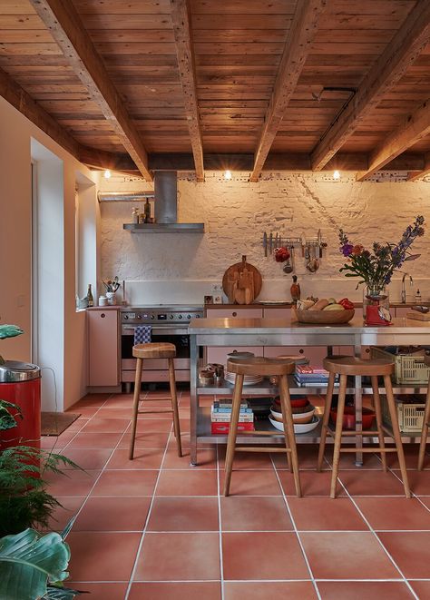 Photo 1 of 11 in A Blue Felt Stair Pops in This Rustic Rotterdam Home Staircase Outdoor, Open Trap, Farmhouse Scandinavian, Plant Kitchen, Chinese Interior, Japanese Interiors, Open Staircase, American Interior, Italian Interior