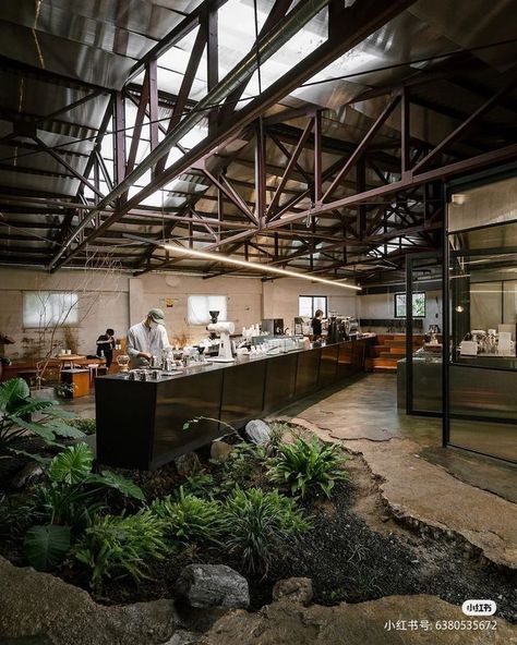 Industrial Coffee Shop, Coffee House Design, Industrial Cafe, Cafe Concept, Warehouse Design, Cafe Shop Design, Restaurant Concept, H Design, Home Studio Music