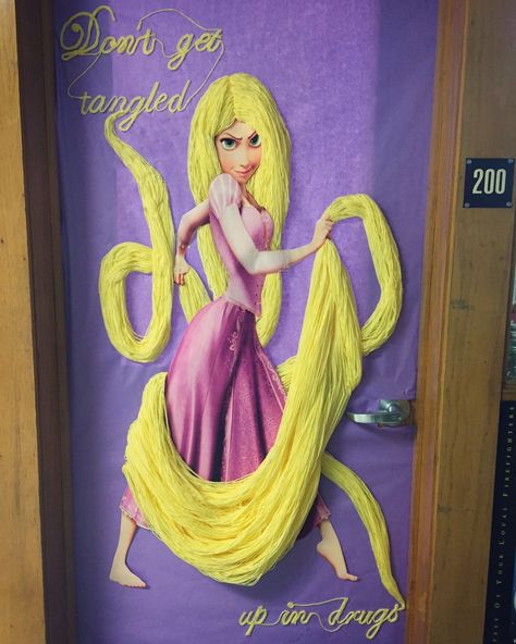 Bush Elementary's #doordec for Red Ribbon Week/Halloween 2017. #tangled #redribbonweek #doordecoration #DARE #drugfree #antidrug #halloween #tangleddoordec #Disney #Rapunzel Disney Red Ribbon Week Door, Disney Red Ribbon Week, Disney Princess Door Decorations, Tangled Door Decoration, Red Ribbon Week Ideas, Red Ribbon Week Door Decorating, Red Ribbon Week Door, Hoco 2022, Disney Hall