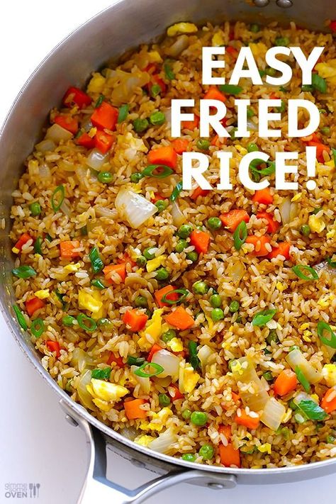 How To Make Fried Rice: This is seriously the easiest way to make fried rice for dinner. - the perfect family weeknight meal. | easy dinner recipe Make Fried Rice, Making Fried Rice, Arroz Frito, Makanan Diet, Oyster Sauce, Diet Keto, Alfredo Sauce, Classic Food, Marinara