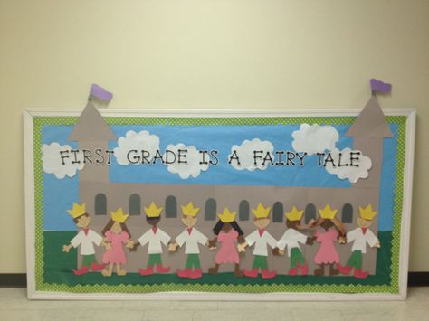 fairy tale unit. Megan Morris first grade teacher Fairy Tale Bulletin Board, Fairytale Bulletin Board Ideas, Medieval Classroom, Fairytale Classroom, Fairytale Ball, Lkg Worksheets, Fairy Tale Activities, Fairy Tales Unit, Fairytale Theme