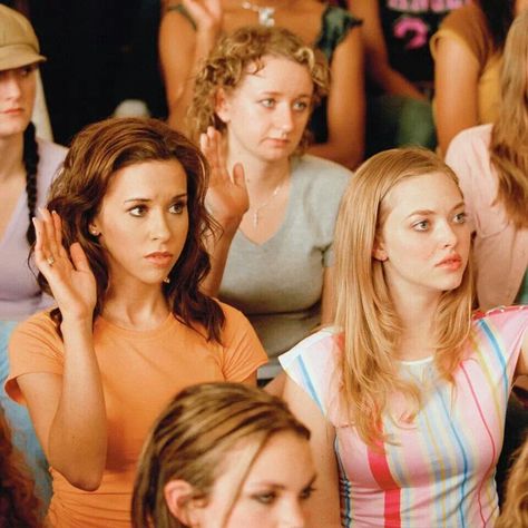 Raise your hand if you have ever been victimized by Regina George. Hospital Memes, Bored Teachers, Work Quotes Funny, Teacher Memes, Go To The Gym, Raise Your Hand, School Memes, Work Memes, Nikko