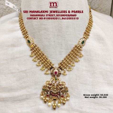 Mini Haram, Gold Images, Short Necklaces, Diamond Wedding Jewelry, Pearl Necklace Designs, Wedding Gold, Gold Wedding Jewelry, Wedding Jewellery Collection, Bridal Fashion Jewelry