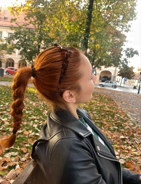 ginger hair, ginger, ginger hair aesthetic, fall, autumn, fall aesthetic, autumn aesthetic, lily bloom, it ends with us, instagram photoshoot, fall fashion, Ginger Hair Outfits Style Summer, Hairstyles For Ginger Hair Natural Red, Ginger Hair Character, Ginger Bride, Bea Core, Jenna Sommers, Ginger Woman, Ginger Hair Girl, Ride Aesthetic