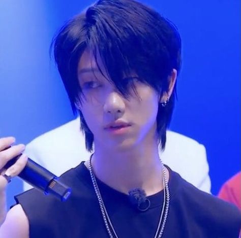 Minghao Icon, Black Mullet, Emo Icons, Seventeen Minghao, Xu Minghao, Seventeen The8, Seventeen Going Seventeen, Seventeen Debut, Bare Face