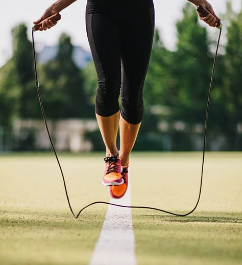 Fitness Shoot Ideas, Crossfit Photography, Gym Rats, Gym Photography, Jump Rope Workout, Fitness Photoshoot, Fitness Photos, People Running, Fitness Photography