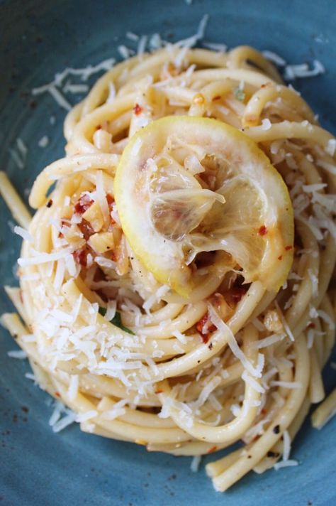 Bucatini Pasta Recipes, Lemon Bucatini, Clams And Linguine, Bucatini Recipes, Lemon Parmesan Pasta, Bucatini Pasta, Linguine Recipes, Italian Pasta Recipes, Lemon Pasta