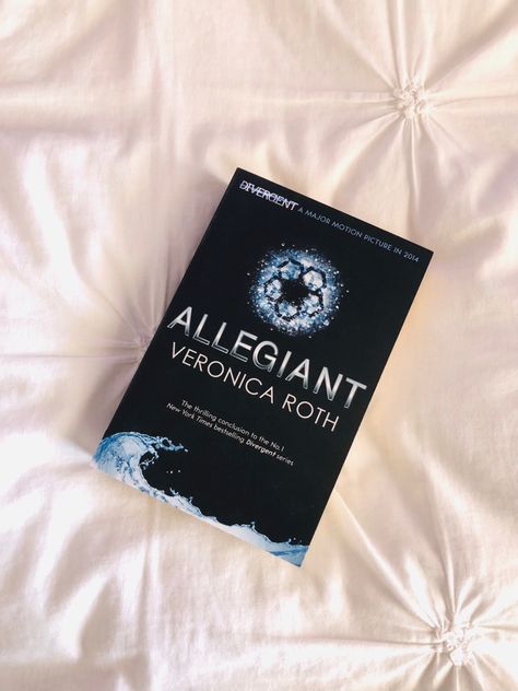 Allegiant by Veronica Roth. Book three from the Divergent series.
#divergent #divergentseries #insurgent #allegiant #four #tris #fourtris #veronicaroth #books #bookshelf #dystopianbooks #dystopian #teenbooks #booktok #bookrecomendations #bookshelf Divergent Book Aesthetic, Abnegation Aesthetic Divergent, Allegiant Book, Insurgent Book, Book Review Template, Dystopian Books, Divergent Insurgent Allegiant, Veronica Roth, Divergent Series