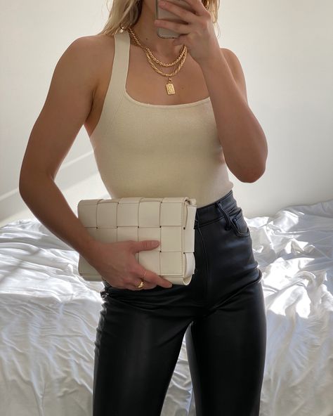 Aesthetic spring outfits, aesthetic summer outfits, summer fashion 2021, spring fashion 2021, pose ideas instagram, instagram aesthetic feed, date night outfits, aritzia melina pant outfit, melina pant aritzia dupe Aritzia Leather Pants Outfit, Aritzia Melina Pant Outfit, Melina Pant Outfit, Aritzia Outfit Fall, Melina Pant Aritzia, Outfits Aritzia, Aritzia Fashion, Aritzia Aesthetic, Neutral Aesthetic Outfits