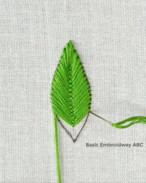 Fly Stitch, Leaf Stitch, Embroidery Shorts, Embroidery Leaf, Embroidery Lessons, Hand Embroidery Kits, Hand Embroidery Patterns Flowers, Hand Embroidery Videos, Stitch Tutorial