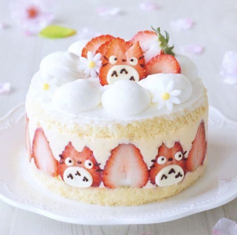 Totoro Cake, Kawaii Cooking, Cute Baking, Cute Desserts, Pretty Cakes, Cute Cakes, Cafe Food, Summer Desserts, Pretty Food