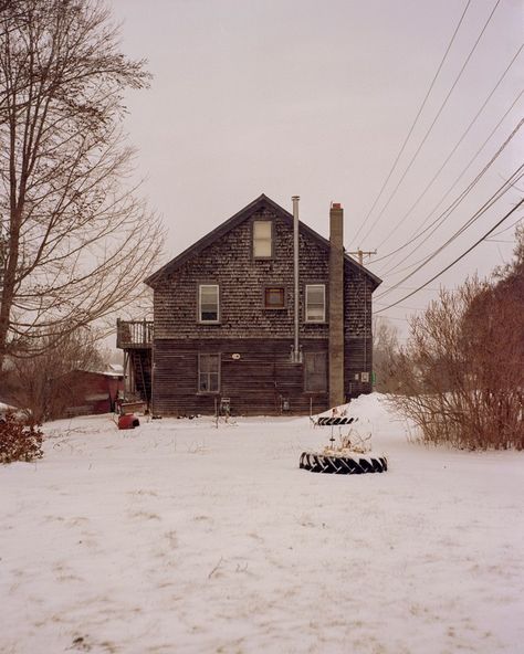 New England Folk Art, New England Gothic Aesthetic, Eerie Americana, New England Gothic, Regional Gothic, Midwestern Gothic, Midwest Gothic, Gregory Crewdson, Wolf Trap