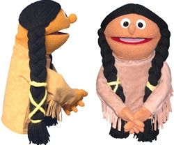 Pili Puppet, Marionettes And Puppeteers, Indian Puppets Folk Art, Simple Marionette Puppet, People Puppets, Native American Girl, Folkmanis Puppets, Professional Puppets, Puppet Making