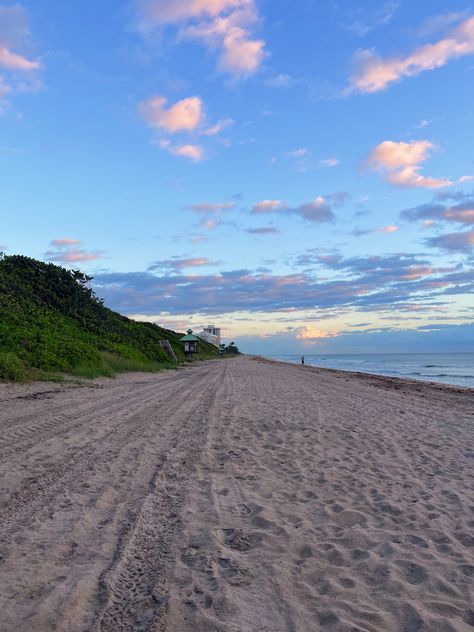 Florida Ocean Aesthetic, Florida Beach Sunrise, Florida Boca Raton, Boca Raton Florida Aesthetic, Ponte Vedra Beach Florida, Boca Raton Aesthetic, Ocean Vacation, Boca Raton Florida, Moving To Florida