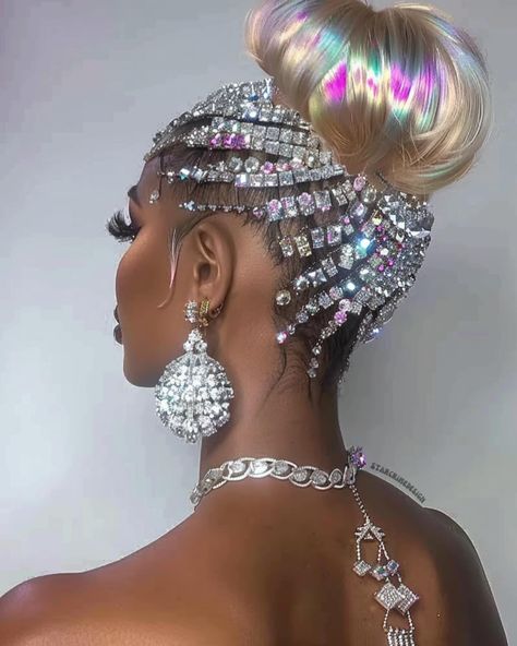 LUXE BARBIE HAIR ✨🎀🩷 Hope you’re having a k🎀ller Monday! Xo, Heather . . . . . . . . #barbieaesthetic #barbiehair #GlamourHair #HauteCoutureHair #midjourneyfashion #glitterart #aiartlove #ElegantUpdo #blingbling #blinghair Exotic Hairstyles, High Fashion Hair, Editorial Hair, Barbie Hair, Glitter Hair, Creative Hairstyles, Artistic Hair, Baddie Hairstyles, Fashion Mistakes