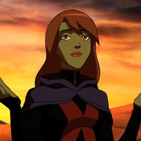 Miss Martian Young Justice, Young Justice Miss Martian, Dc Comics Aesthetic, Superboy And Miss Martian, Justice League Animated, Dc Animated, Dc Women, Miss Martian, Epic Characters