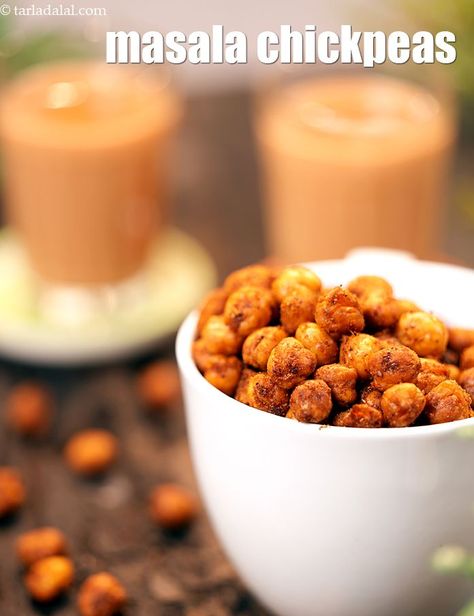 masala chickpeas recipe | roasted masala chickpeas | healthy Indian kabuli chana snack | Masala Chickpeas, Low Carb Soups, Soups Healthy, Folate Rich Foods, Chickpeas Benefits, Chana Recipe, Healthy Lunch Salad, Chickpea Recipes Roasted, Kabuli Chana