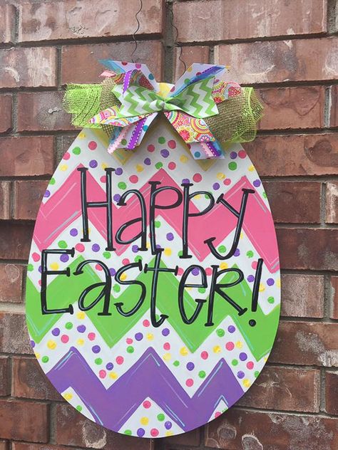 Easter Egg Door Hanger, Happy Easter Sign, Easter Wood Crafts, Easter Door Decor, Easter Door Hanger, Easter Egg Wreath, Easter Door, Easter Projects, Easter Signs