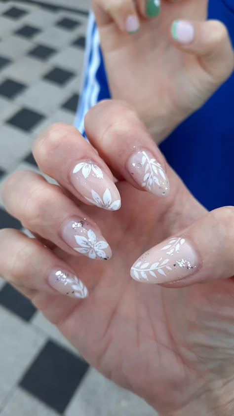 Garden Wedding Nails For Bride, Wedding Nails For Bride Almond Shape White, Whimsical Wedding Nails For Bride, Wedding Nails For Bride Floral, Wedding Flower Nails, Floral Wedding Nails For Bride, Beach Wedding Nails For Bride, Silver Flower Nails, Nude And White Nail Designs