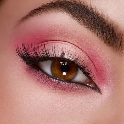 Arabic Eye Makeup, Rosa Make-up, Pink Eye Makeup Looks, Pink Eyeshadow Look, Under Eye Makeup, White Eyeshadow, Cute Eyeshadow Looks, Pink Eye Makeup, Smokey Eyeshadow