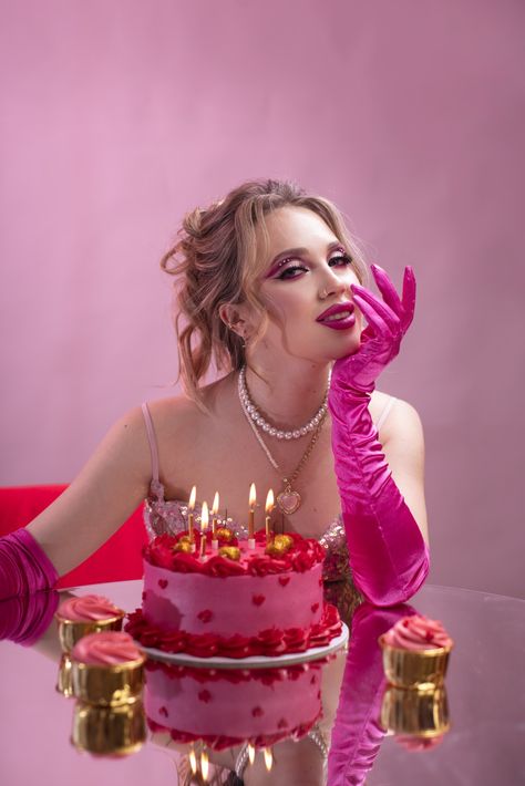 Cake, candy, pink Pink Cake Photoshoot, Birthday Princess Photoshoot, Eating Cake Photoshoot, Birthday Cake Shoot, Cake Photoshoot Ideas, Pink Birthday Photoshoot Ideas, Cute Birthday Photoshoot, Photoshoot With Cake, Birthday Ideas Girl