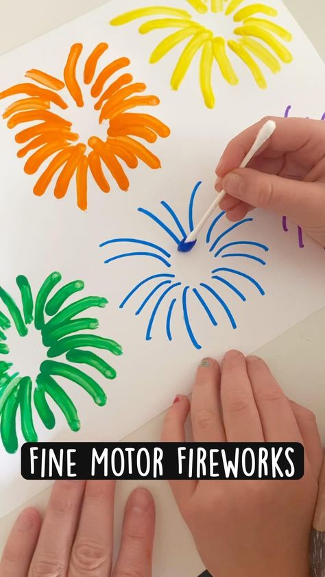 Simple Art Projects For Preschoolers, Activities For 3 Year Kids At Daycare, Free Art Activities For Preschool, Preescholers Activities Art, Four Year Old Crafts, Low Prep Crafts For Preschool, Kreativiti Diy Crafts, Scissor Practice Activities, Preschool Paper Activities