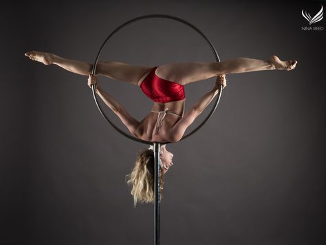 Aerial Hoop Moves, Lyra Aerial, Aerial Hoop Lyra, Circus Aesthetic, Aerial Fitness, Acrobatic Gymnastics, Aerial Dance, Aerial Arts, Aerial Hoop