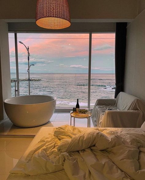 Hotel Morning, Ocean View Apartment, Solo Vacation, Bohemian Room, Bedroom False Ceiling Design, Morning View, Night View, Studio Apartment Decorating, French Country House