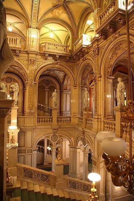 Vienna State Opera, Vienna Austria, Alam Yang Indah, Lviv, Beautiful Architecture, Beautiful Buildings, Macedonia, Pretty Places, Places Around The World