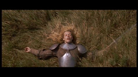 The Messenger: The Story of Joan of Arc (1999) Angel Laying Down, Adrien Core, Angel Armor, Jeanne D'arc, Gra O Tron, Shotting Photo, Milla Jovovich, Joan Of Arc, Eyes Closed