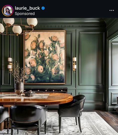 Dark Floral Dining Room, Dramatic Dining Room Ideas, Dark Moody Dining Room, Dark Academia Dining Room, Dark And Moody Dining Room, Dark Green Dining Room, Emerald Green Dining Room, Green Dining Rooms, Moody Dining Room Ideas