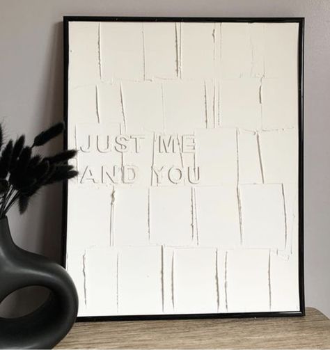 Wall Art With Puddy, Plaster Wall Art With Words, White Diy Painting, Diy Apartment Painting Wall Art, Couple Bedroom Wall Decor Ideas, White Letters On White Canvas, Textured Canvas Art With Words, Diy Modern Canvas Art, Sheet Art Diy