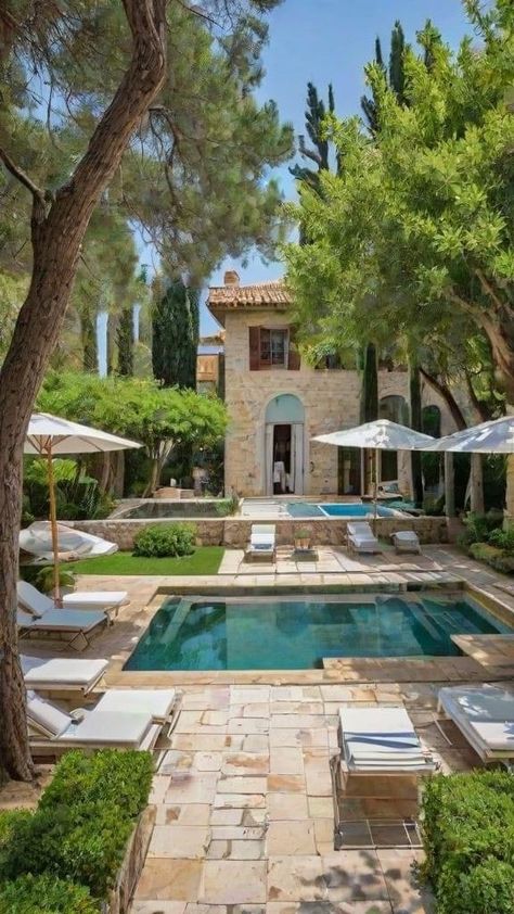 Tuscan Pool Backyards, House Exterior With Pool, Mediterranean Backyard Ideas, Mediterranean House Exterior, Mediterranean Pool Design, Tuscan Pool, Italian Backyard, Mediterranean Backyard, Mediterranean Houses