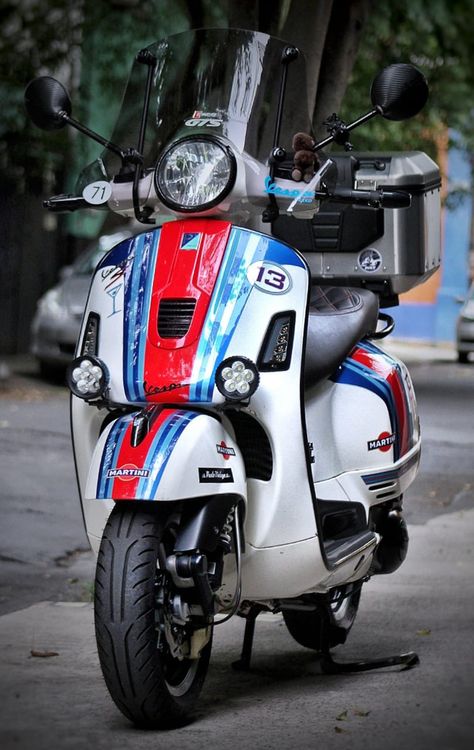 Vespa Sprint Modification, Vespa Custom, Vespa Racing, Vespa Gts 300, Vespa Super, Custom Vespa, Best Bollywood Movies, Vespa Sprint, Vespa Gts