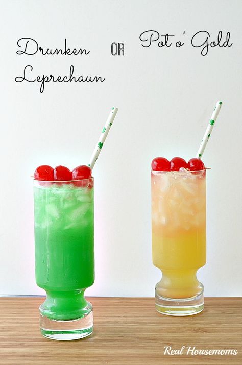 Drunken Leprechaun |  Pot o' Gold | Real Housemoms | #StPatricksDay #cocktail St Patty's Day Drinks, Pot O Gold, Apple Schnapps, St Patricks Day Drinks, Recipes Delicious, Fruity Cocktails, Saint Patties, St. Patricks Day, Coconut Rum