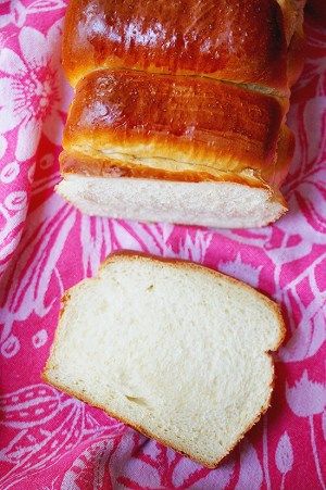 Chinese milk bread Asian Bakery, Asian Grocery Store, Leftover Bread, Milk Bread, Asian Grocery, Bread Flour, Instant Yeast, Sweet Life, Favorite Desserts