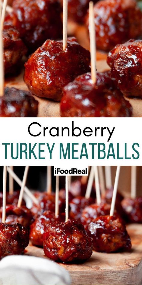 Cranberry Turkey Meatballs Christmas Meatballs, Holiday Meatballs, Cranberry Appetizer, Friendsgiving Appetizers, Christmas Meat, Turkey Appetizers, Juicy Meatballs, Cranberry Meatballs, Meatball Appetizer Recipe