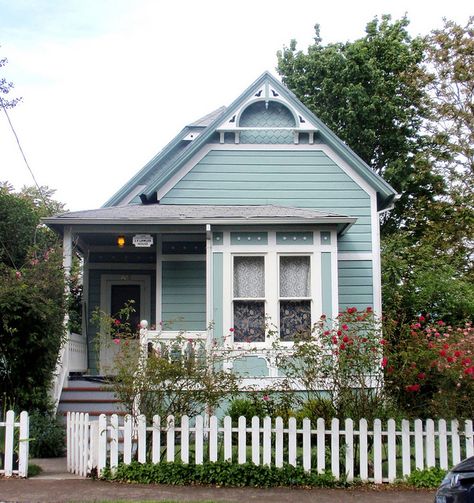 Blue aqua Victorian cottage...J.F. Lawler historic home | Flickr - Photo Sharing! Tiny Cottage, Victorian Cottage, White Picket Fence, Romantic Cottage, Style Cottage, Beach Cottage Decor, Dream Cottage, Casa Exterior, Beach Cottage Style