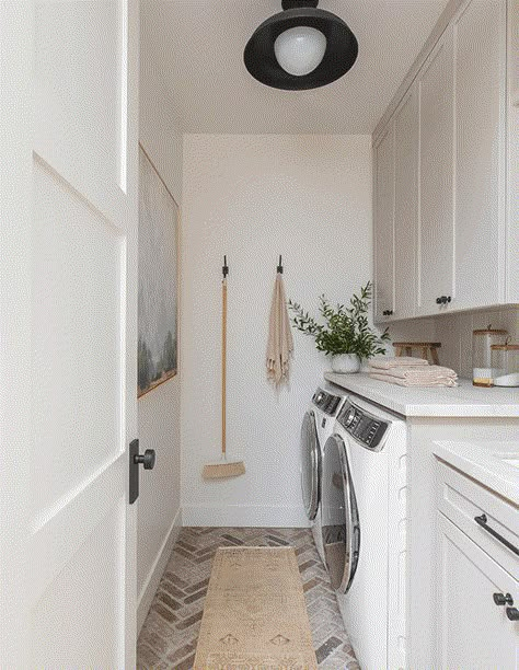 Step Inside A Warm & Inviting Home In The Bay Area - House & Home Laundry Room Renovation, Coastal House, Modern Laundry Rooms, Laundry Room Inspiration, Laundry Room Remodel, Laundry Closet, Laundry Decor, Small Laundry Rooms, Small Laundry Room