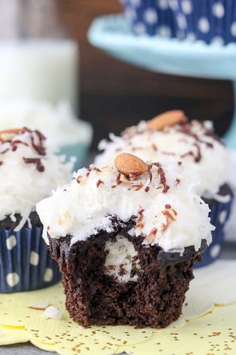 Almond Joy Cupcakes have a rich coconut filling, just like an Almond Joy bar. If you love coconut, these are for you! Coconut Filling For Cake, Almond Joy Cupcakes, Almond Frosting, Perfect Cupcakes, Coconut Poke Cakes, Almond Joy Bars, Coconut Filling, Coconut Cupcakes, Filled Cupcakes