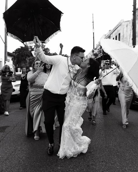 Let’s gooo with this New Orleans party of a wedding this past May for S+C! Featured on @weddingchicks yesterday. Insane vendor team below! Photography: @laurashepherdimages Reception Venue: @ilmercatonola Cake: @bittersweetnola Planning: @vineandbrancheventsco Florist: @poppyflowersco Second Line: @kinfolkbrassbandnola Photobooth: @boogieboothnola Videography: @circledotweddings Getting Ready Venue: @souletmuse Rentals: @lovegoodrentals HMU: @shaym.mua @christinammichelle https:/... Wedding In New Orleans, New Orleans Second Line Wedding, New Orleans Party, Nola Wedding, Umbrella Wedding, New Orleans Wedding, Second Line, Couple Photoshoot, Girly Stuff