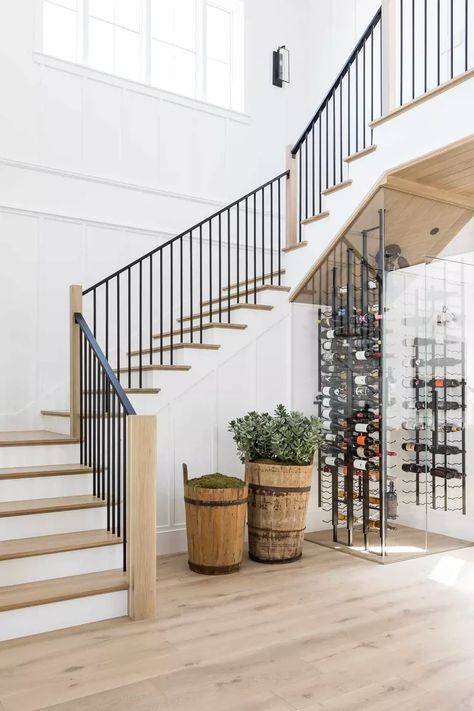 29 Staircase Ideas That Will Elevate Your Home's Design Mindy Gayer Design, Metal Stair Railing, Staircase Wall, Metal Stairs, Stair Case, House Stairs, Stair Railing, California Homes, Staircase Design