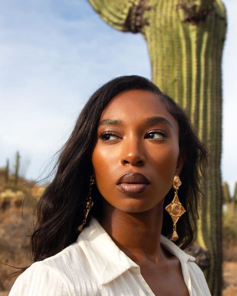 Desert Photoshoot Desert Aesthetic Fashion, Cactus Photoshoot, Garden Shoot, Desert Photoshoot, Desert Beauty, Desert Aesthetic, Beauty Shots, Cactus Garden, Aesthetic Fashion