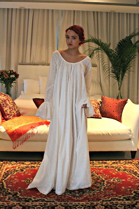 This has to be the most perfect nightie in the world surely? Romantic Sleepwear, Beautiful Sleepwear, Embroidered Nightgown, Oud Hollywood, Honeymoon Cottage, Long Sleeve Nightgown, Nightgown Long, Night Gown Dress, White Nightgown